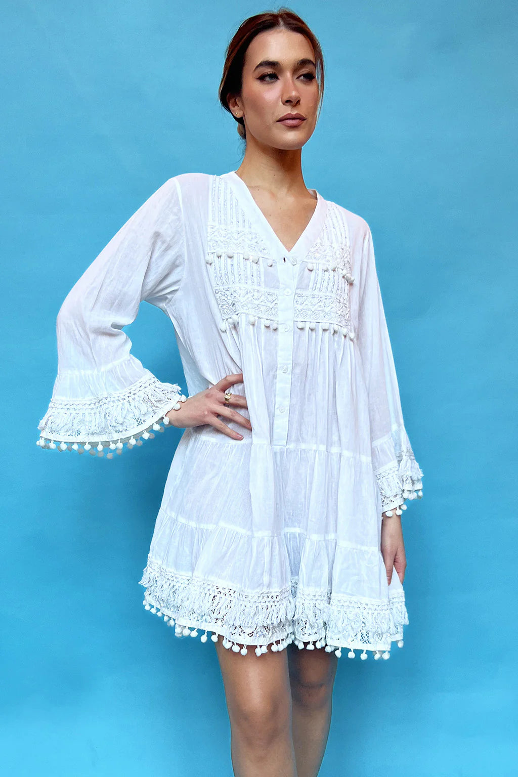 Short dress with V-neck