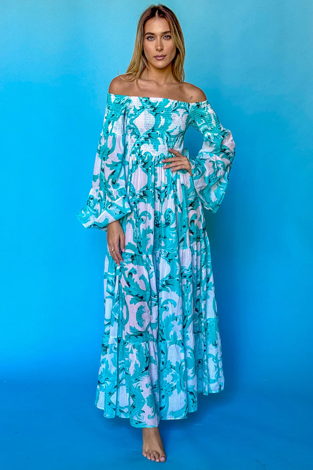 Long dress with off-the-shoulders