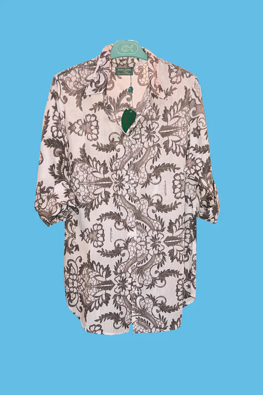 Classic collar shirt