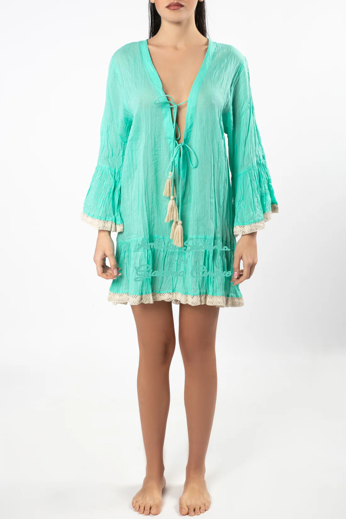 Short V-neck dress